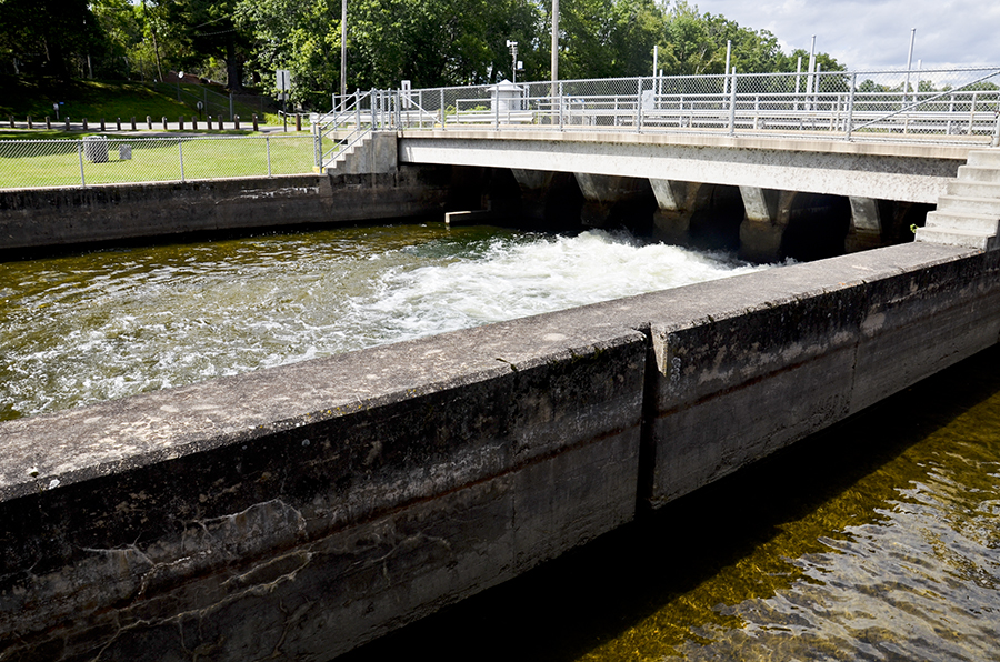 Gull Lake Dam