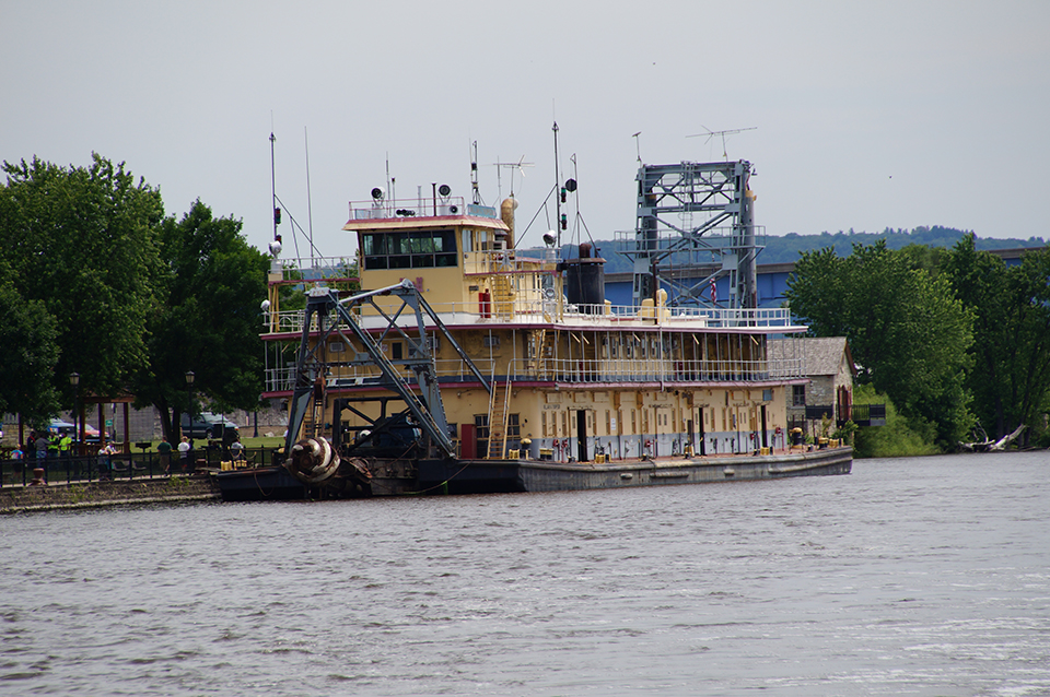 Dredge William A Thompson